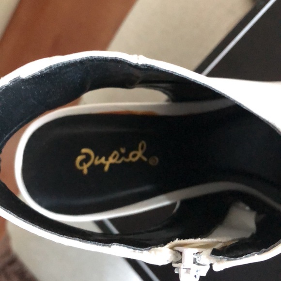 High heeled shoes - Picture 4 of 5